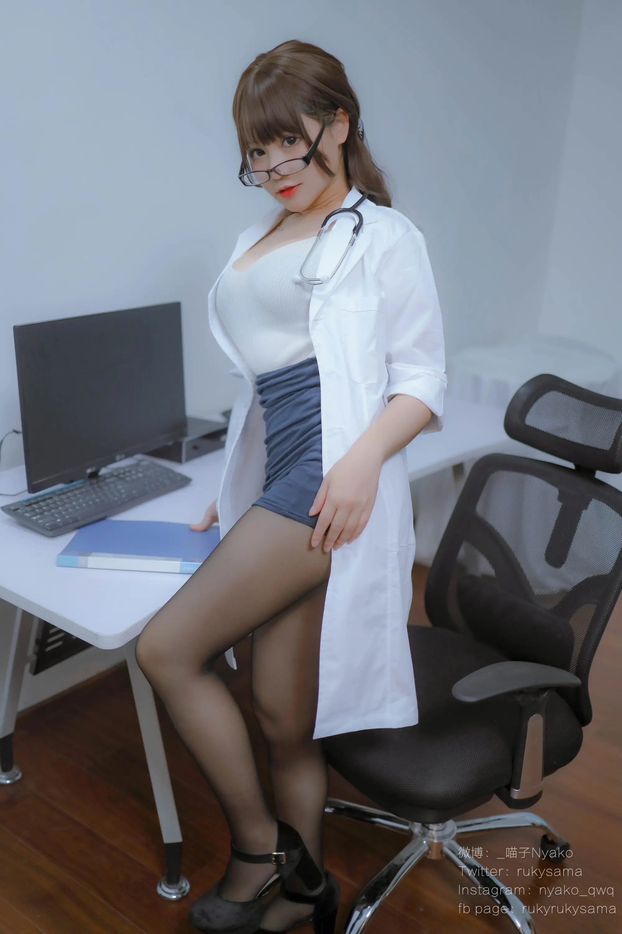 Nyako喵子 秘密病棟 [131P]