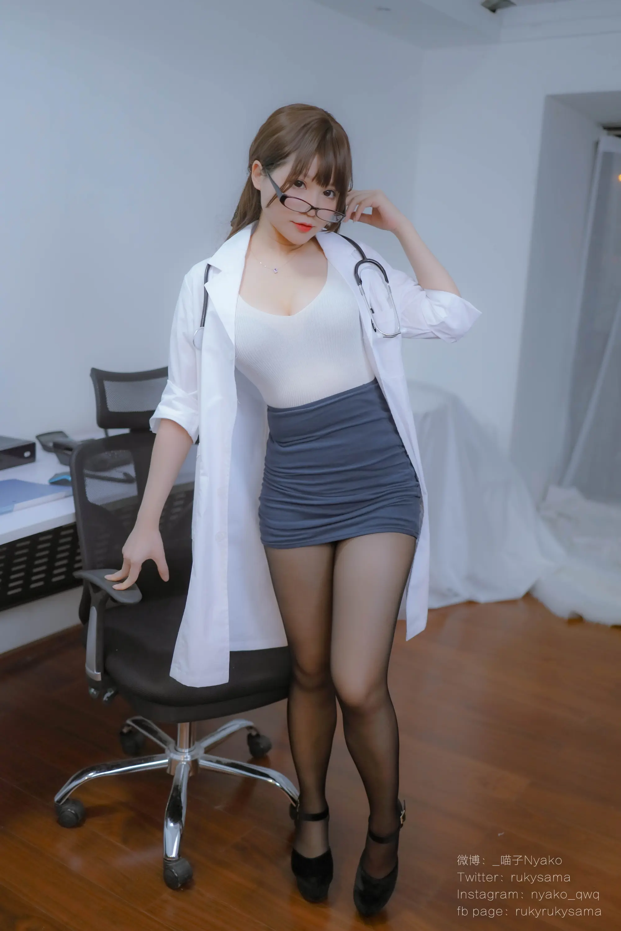 Nyako喵子 秘密病棟 [131P]