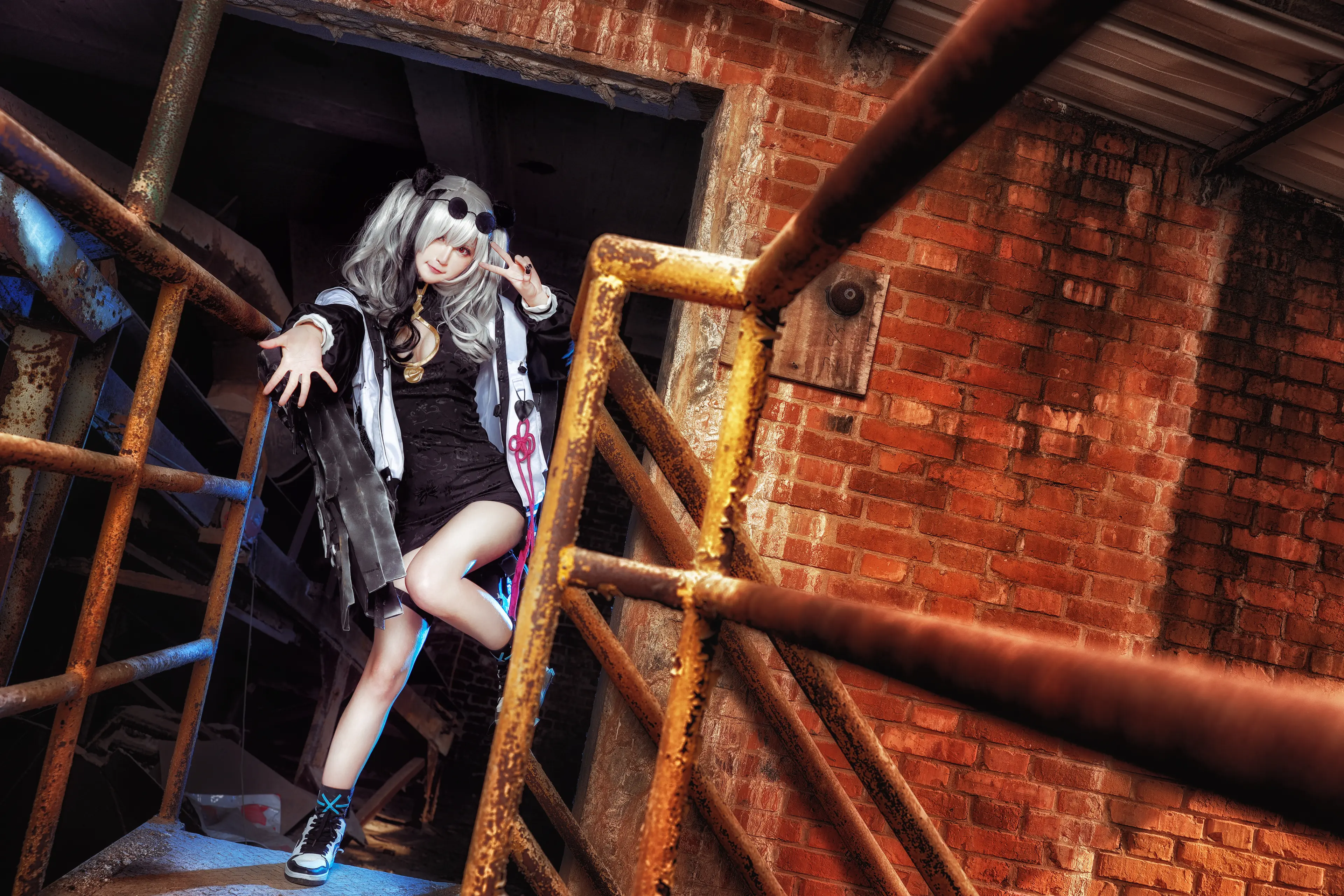 yui金鱼 食铁兽 [13P]