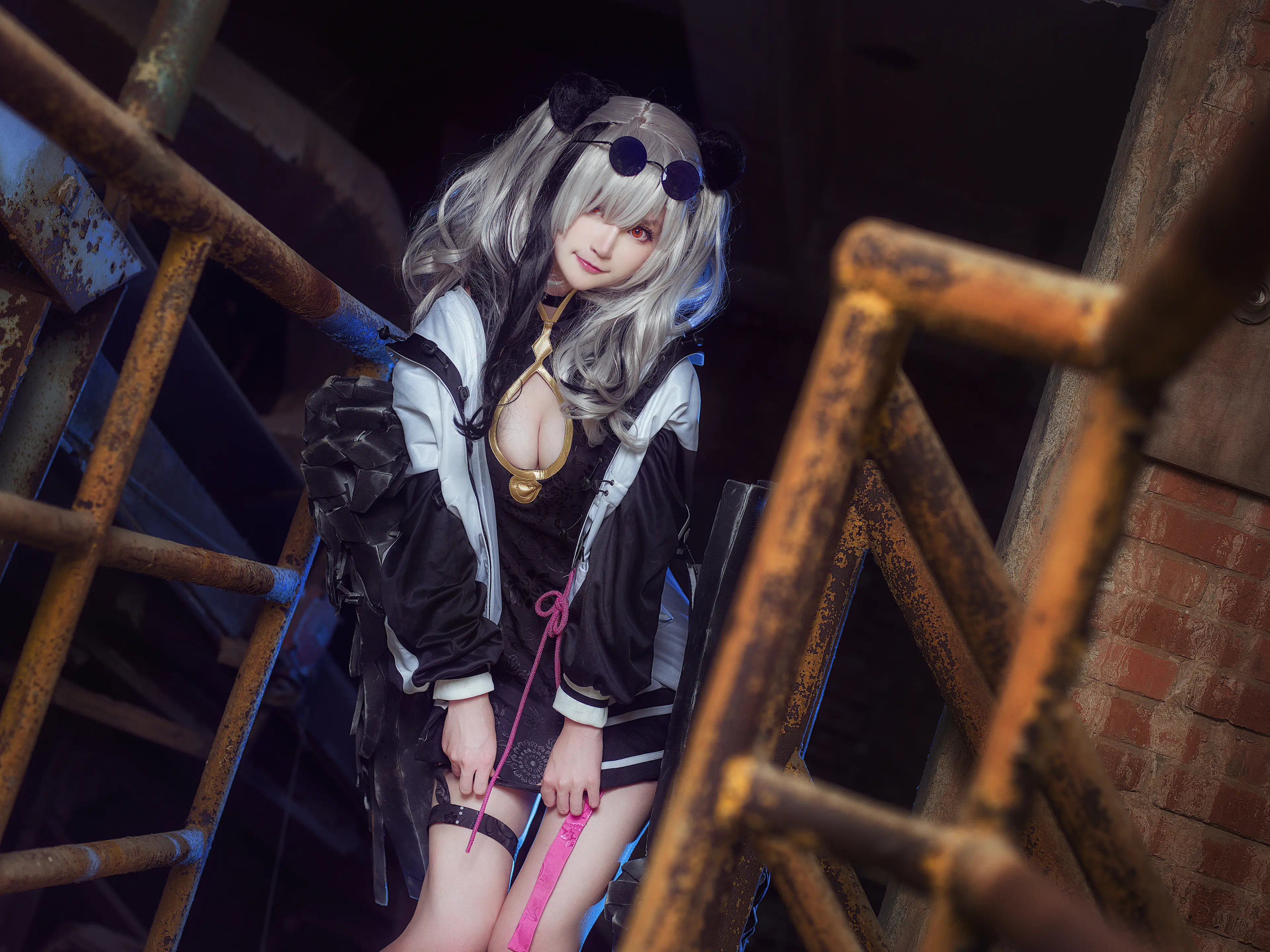 yui金鱼 食铁兽 [13P]